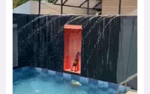 ECR Neelankarai blue beach 5200 sqft Villa For Sale