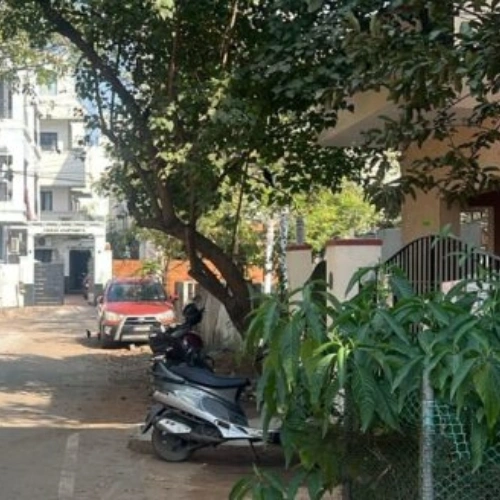 Ecr Neelankarai 2400 Sqft Land for Sale