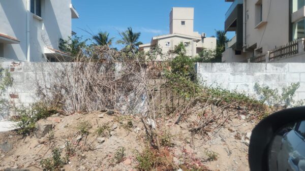 Ecr Uthandi 2400 Sq.ft Land For Sale